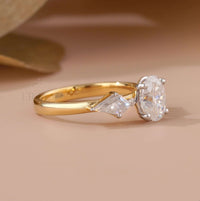 White Gold Engagement Ring Oval – Kite Diamond Design - Ring