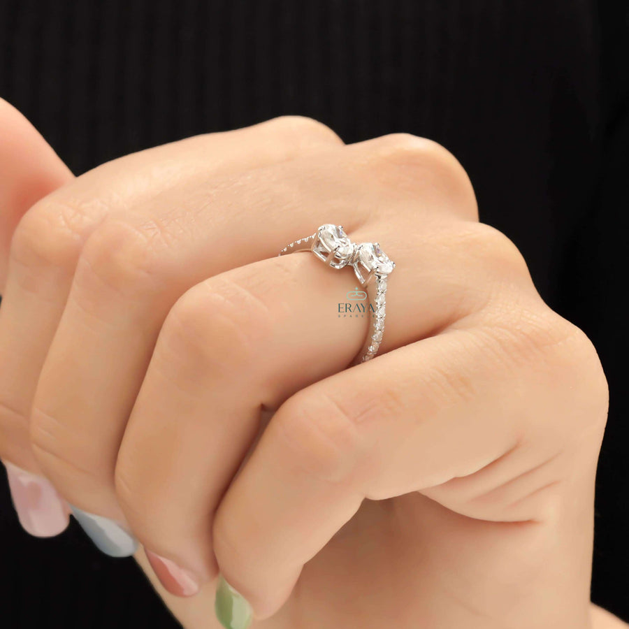 Toi et Moi Ring – Oval Lab Diamond Pave Band - Ring