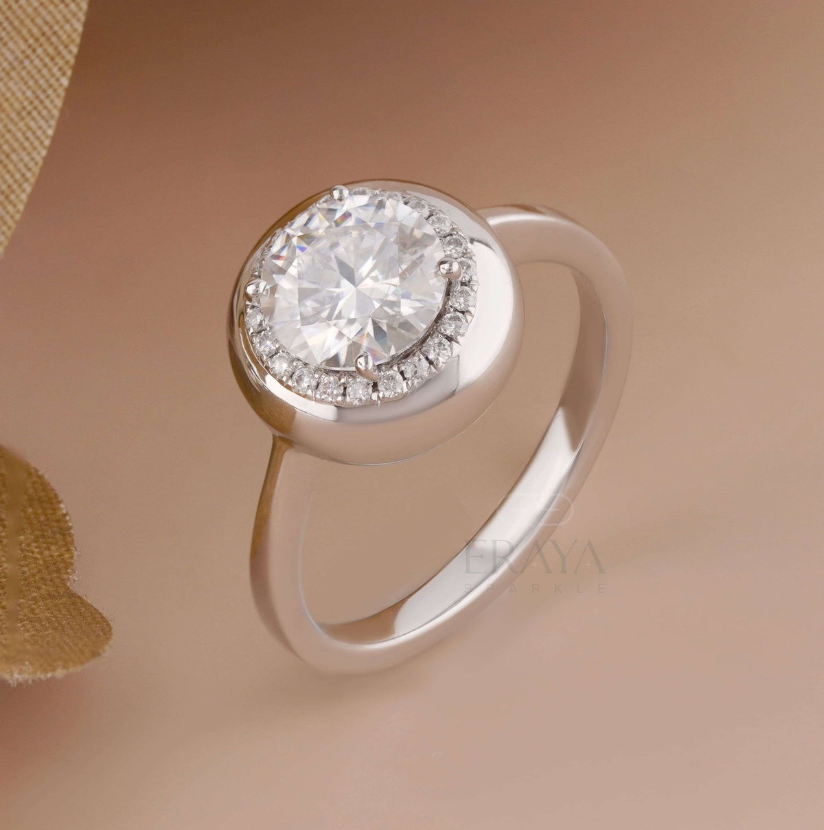 Hidden Halo Ring – Round Lab Diamond Bezel
