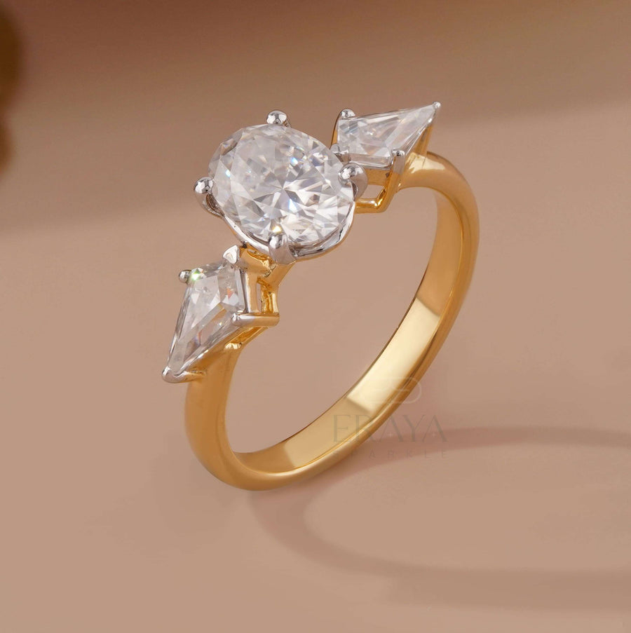 White Gold Engagement Ring Oval – Kite Diamond Design - Ring