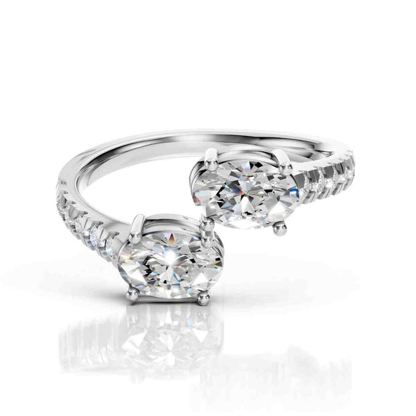Toi et Moi Ring – Oval Lab Diamond Pave Band