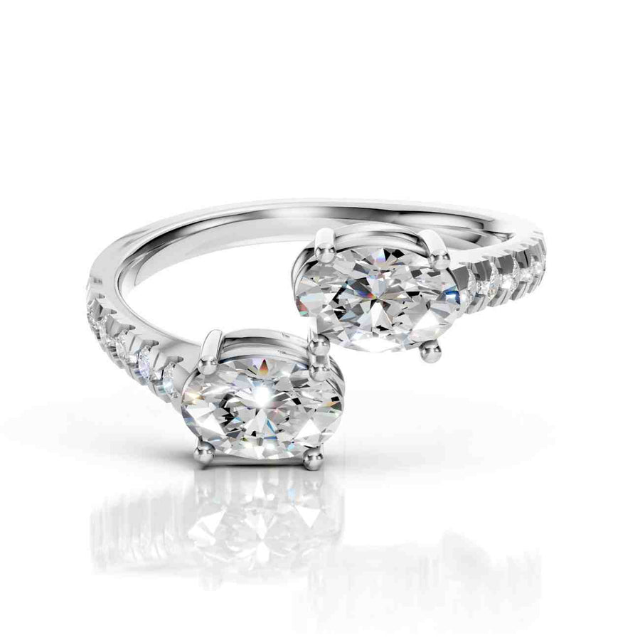 Toi et Moi Ring – Oval Lab Diamond Pave Band