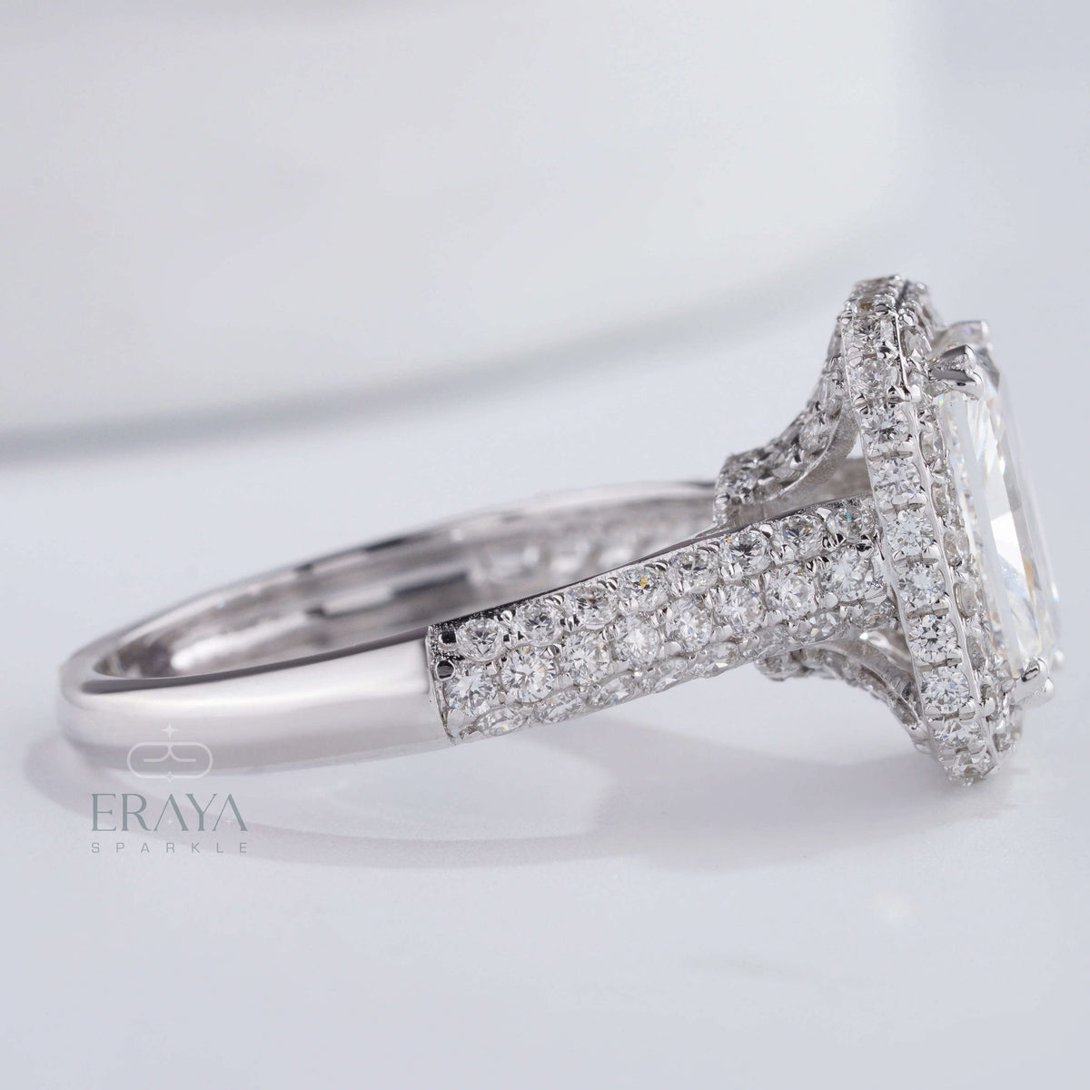 Emerald Halo Solitaire – Emerald Diamond Ring