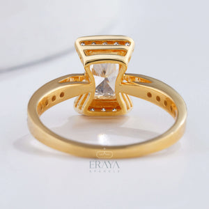 Radiant Pavé Ring with Lab-Grown Diamond - Ring