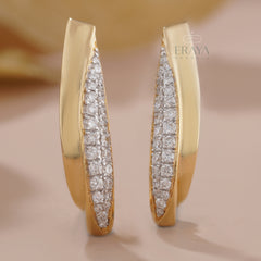 Modern Curved Earrings with Lab Diamond -