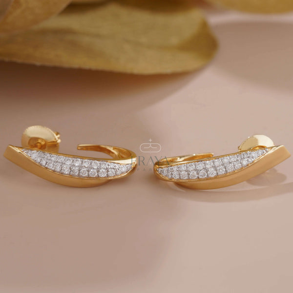 Modern Curved Earrings with Lab Diamond - 