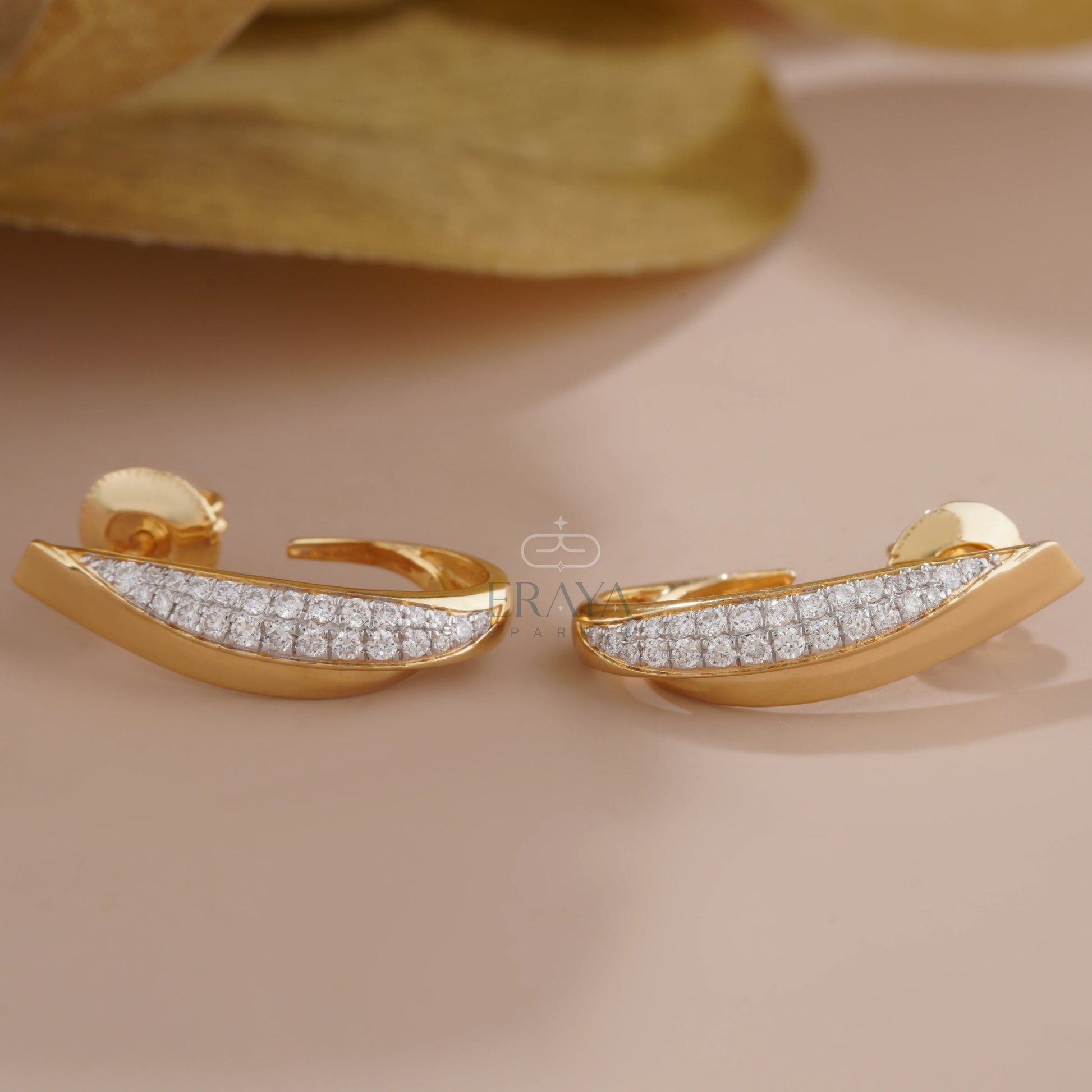Modern Curved Earrings with Lab Diamond - erayasparkle