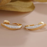 Modern Curved Earrings with Lab Diamond - 