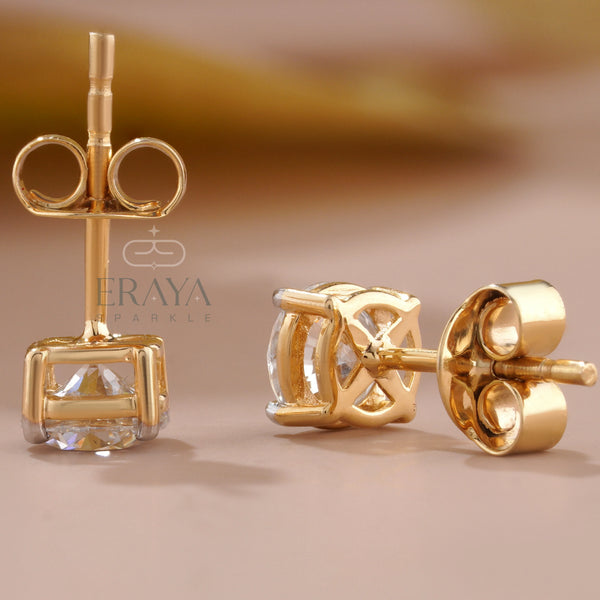 Classic Round Studs with Lab-Grown Diamond - 
