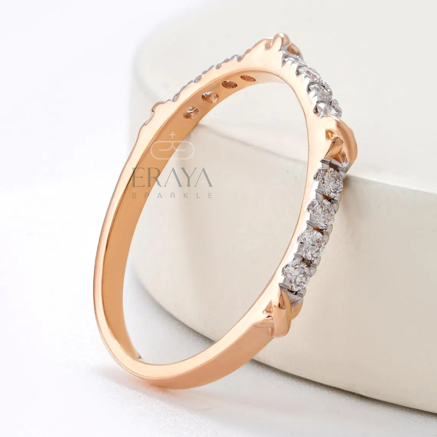 Modern Wedding Ring | Dainty Diamond Band