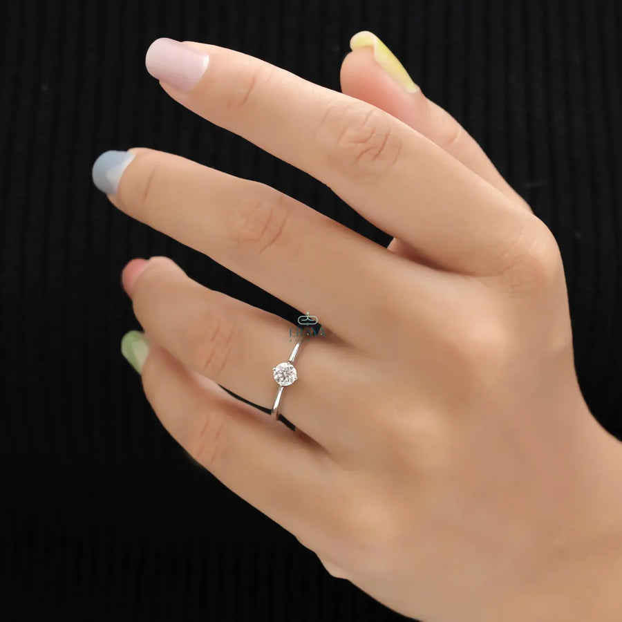 Solitaire Lab Diamond Ring with Round Brilliance