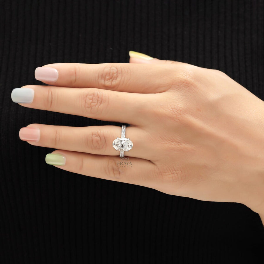 Oval Engagement Ring – Cathedral Diamond