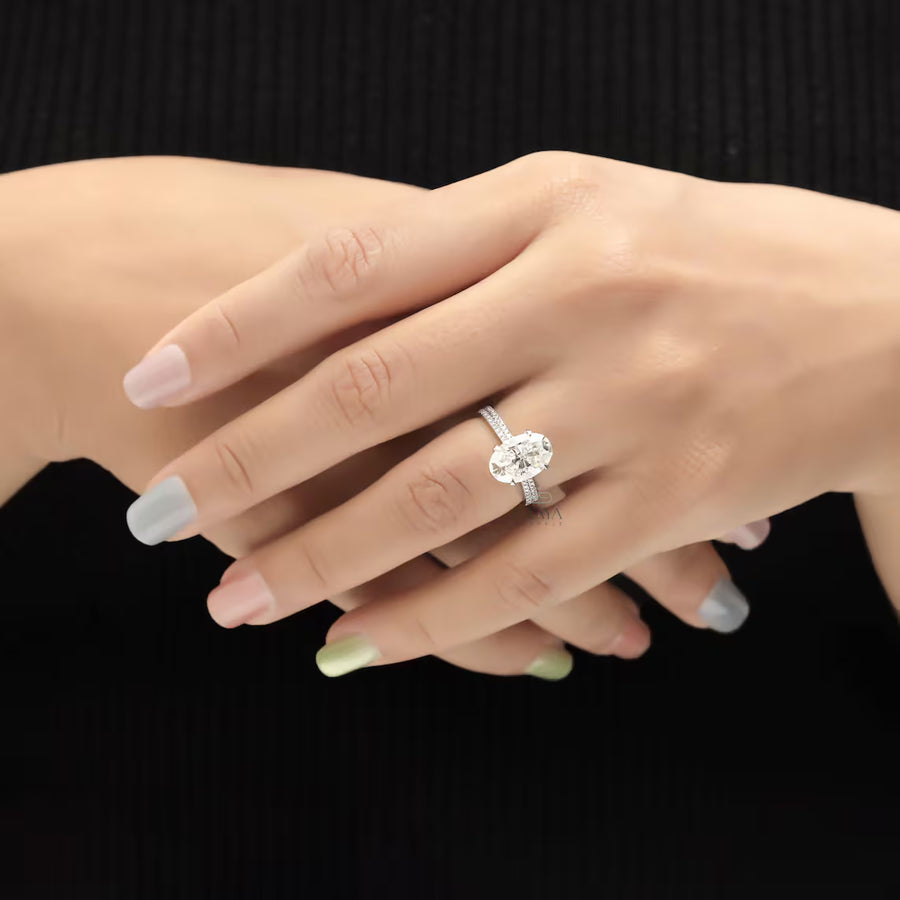 Oval Engagement Ring – Cathedral Diamond