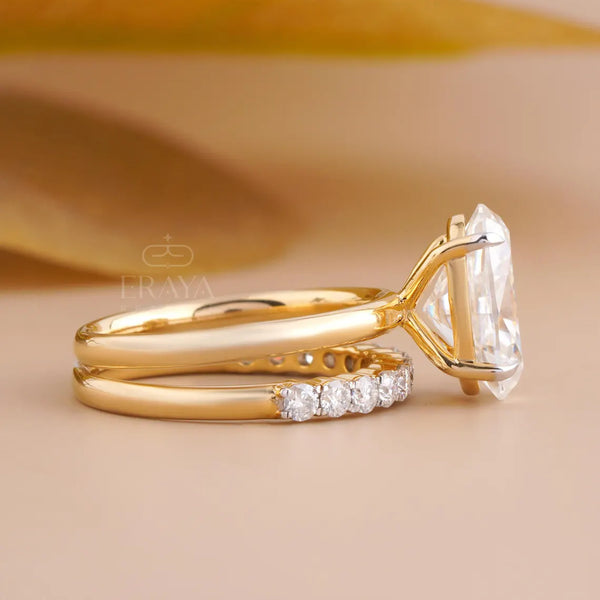 Oval Engagement Ring with Lab Diamond
