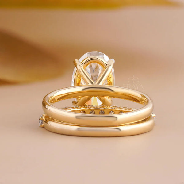 Oval Engagement Ring with Lab Diamond