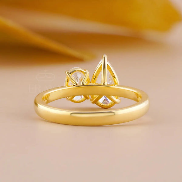 Toi et Moi Ring | Pear & Oval Lab Diamond