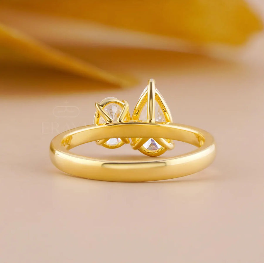 Toi et Moi Ring | Pear & Oval Lab Diamond