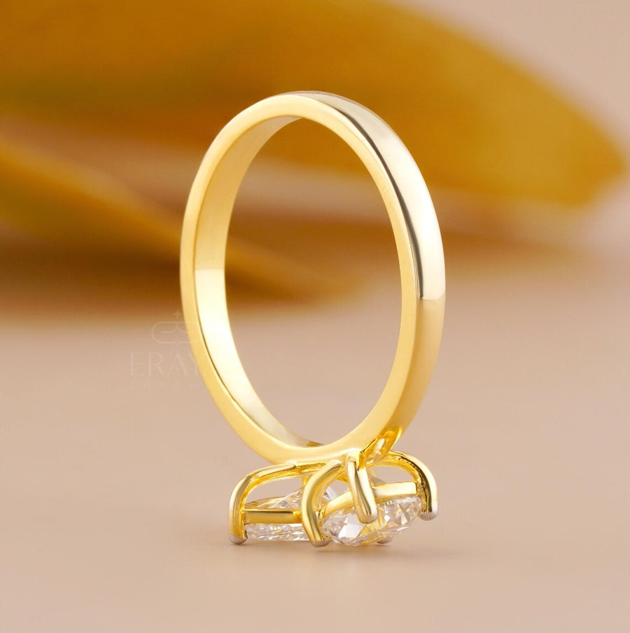 Toi et Moi Pear and Round Diamond Ring