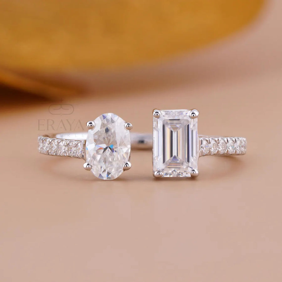 Toi et Moi Engagement Ring with Lab Diamonds