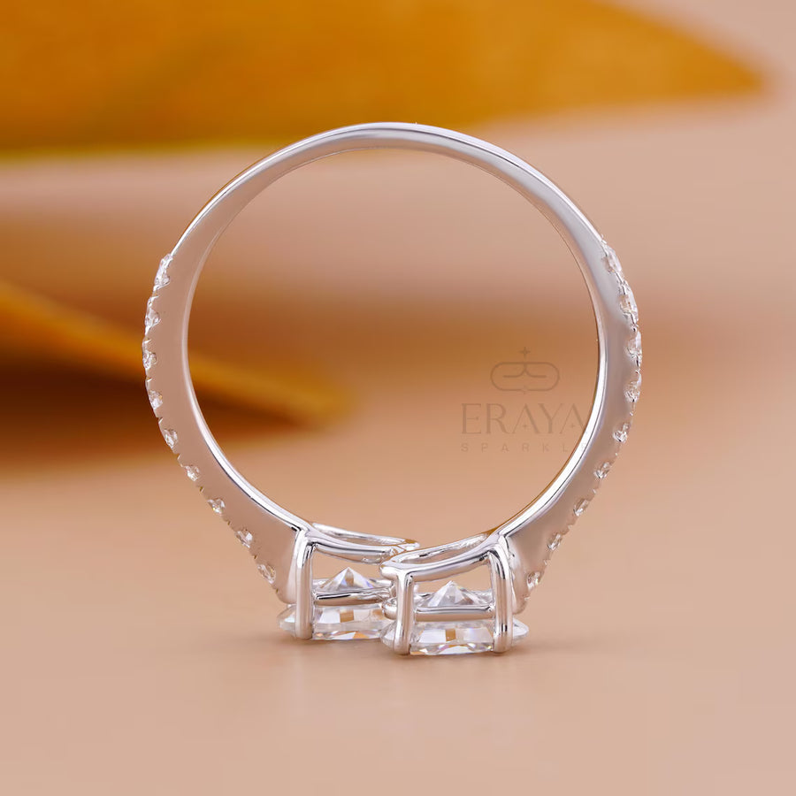 Toi et Moi Ring – Oval Lab Diamond Pave Band