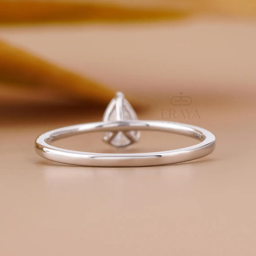 Teardrop Diamond Ring | Pear Solitaire