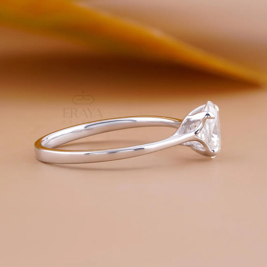 Oval Engagement Rings Classic Solitaire