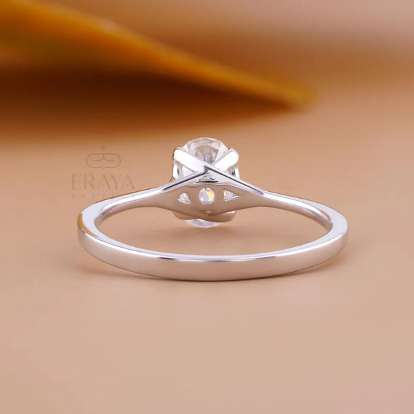 Oval Engagement Rings Classic Solitaire