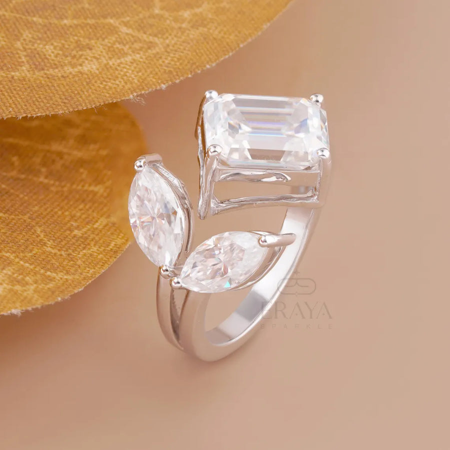 Three Stone Lab Diamond Ring | Emerald Open Band