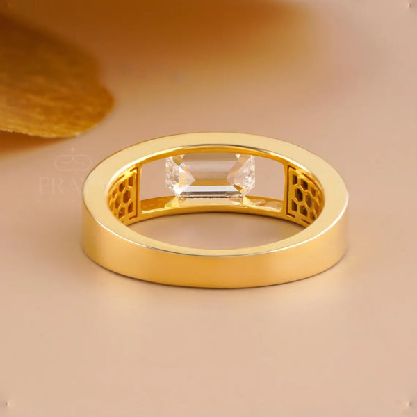Emerald Cut Signet – Gold Men's Diamond Ring
