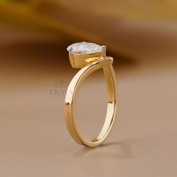 Pear Diamond Engagement Ring | Modern Open Band