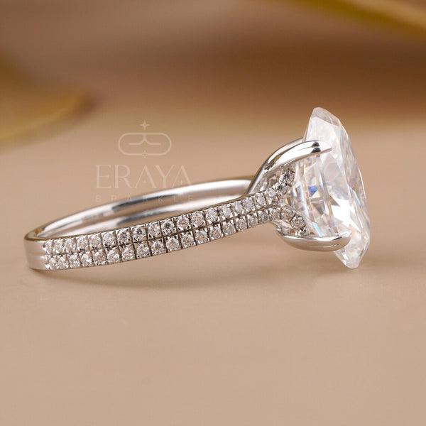 Oval Engagement Ring – Cathedral Diamond