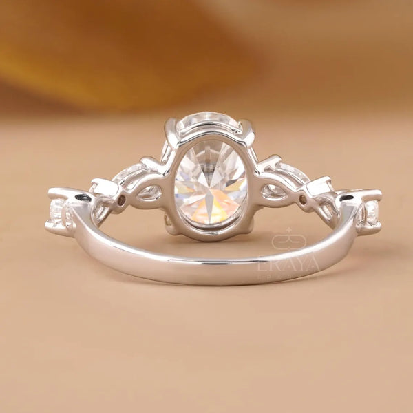 Oval Engagement Rings | Nature Vine Diamond