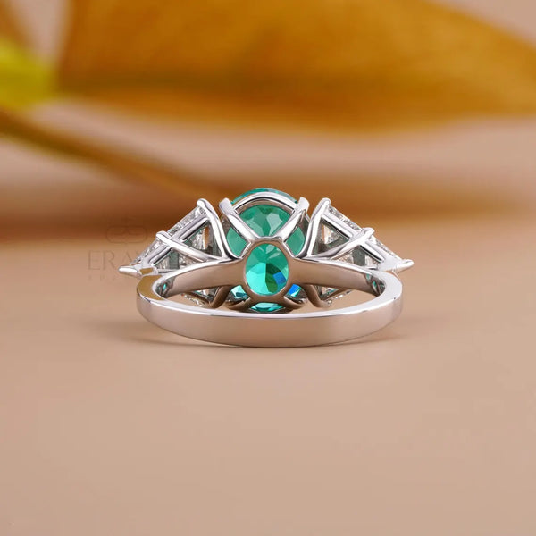 Engagement Ring with Paraiba & Diamond