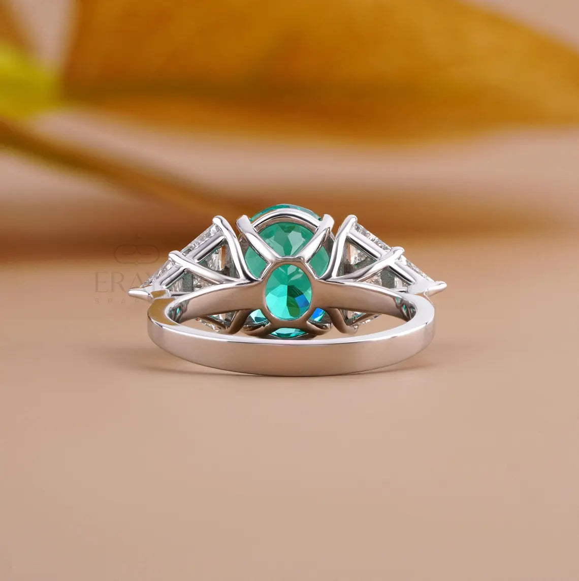 Engagement Ring with Paraiba & Diamond