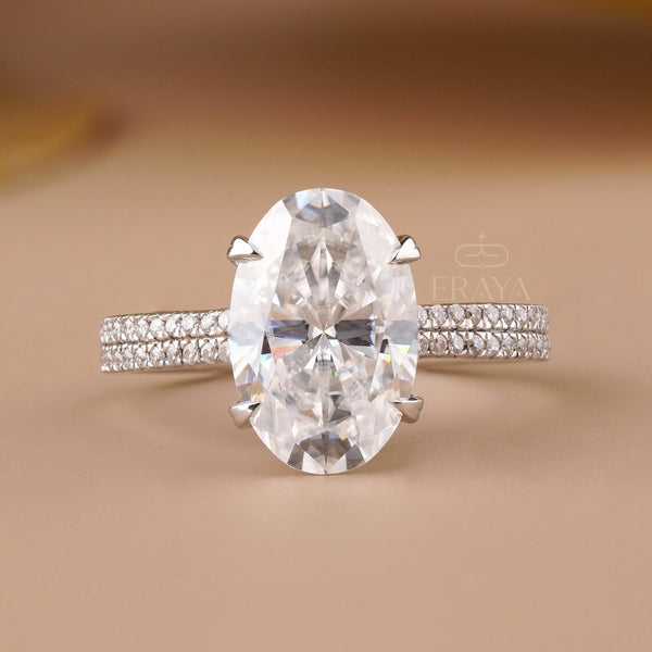 Oval Engagement Ring – Cathedral Diamond