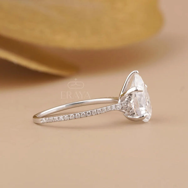 Pear Cut Engagement Ring with Lab Grown Diamond