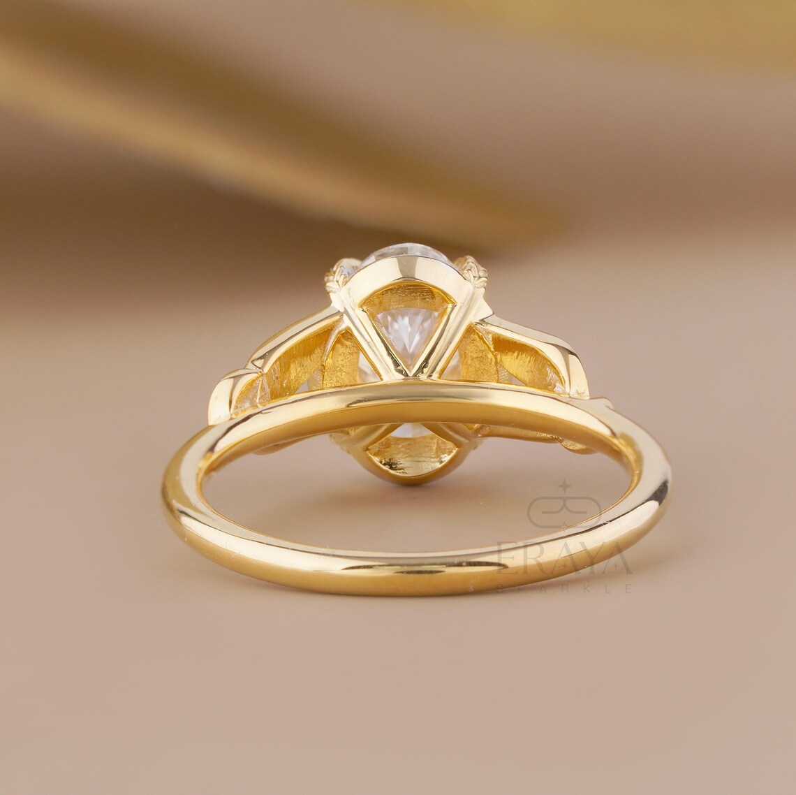 Oval Engagement Rings with Hidden Halo