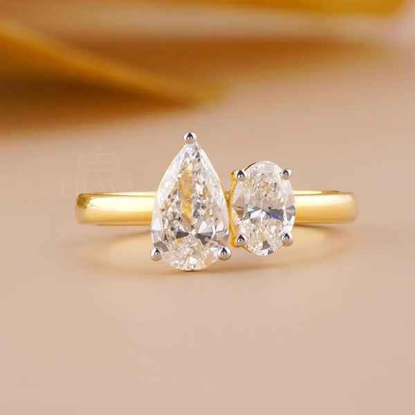 Toi et Moi Ring | Pear & Oval Lab Diamond