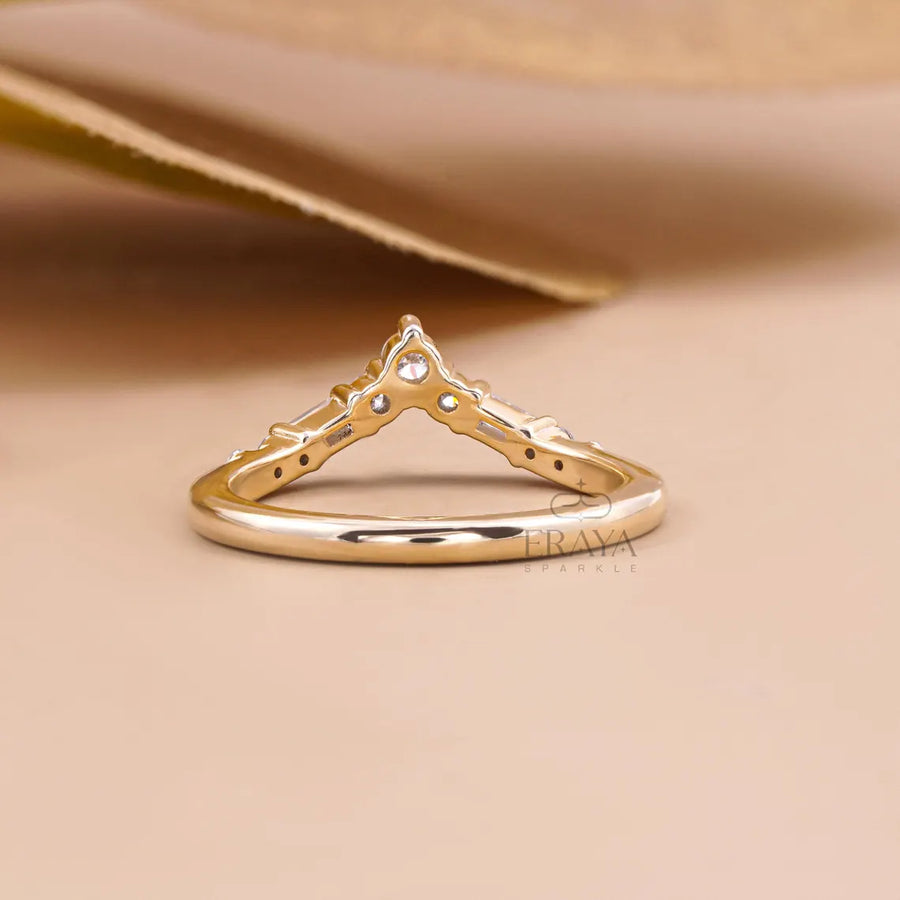 Round Baguette Lab Diamond Chevron Ring