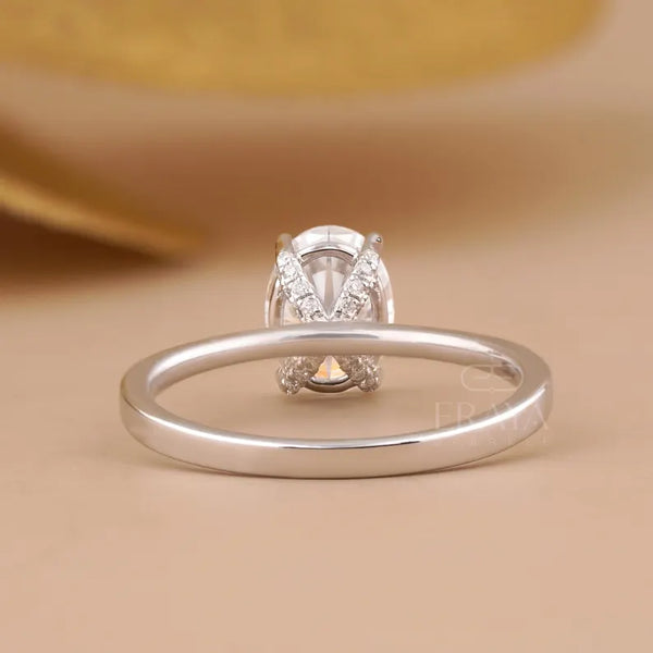 Oval Engagement Rings – 1.29 CT Lab Diamond