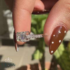 Toi et Moi Engagement Ring with Lab Diamonds