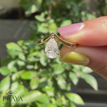 Pear Diamond Engagement Ring | Modern Open Band